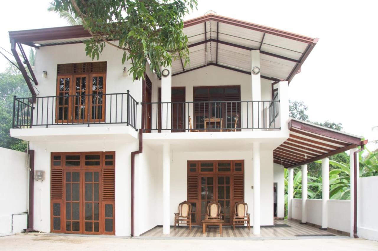 Sanmi Airport Resort Katunayake Exterior photo