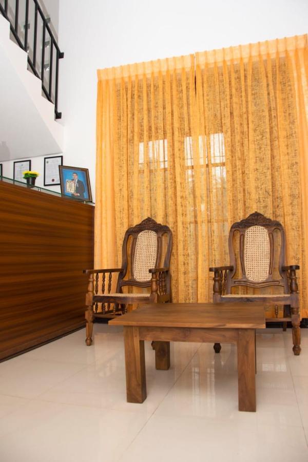 Sanmi Airport Resort Katunayake Exterior photo